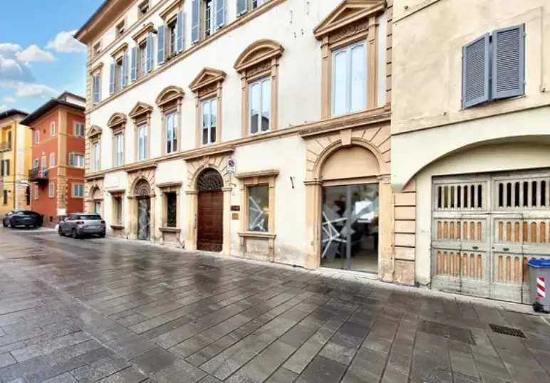 Uffici E Studi Privati · Foligno