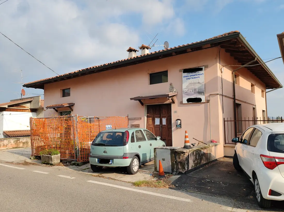 Fabbricato In Corso Di Costruzione · Castelli Calepio
