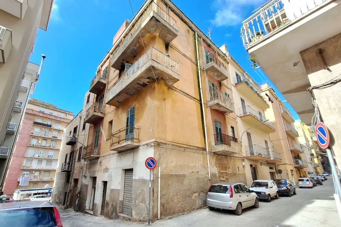 Abitazione Di Tipo Economico · Sciacca