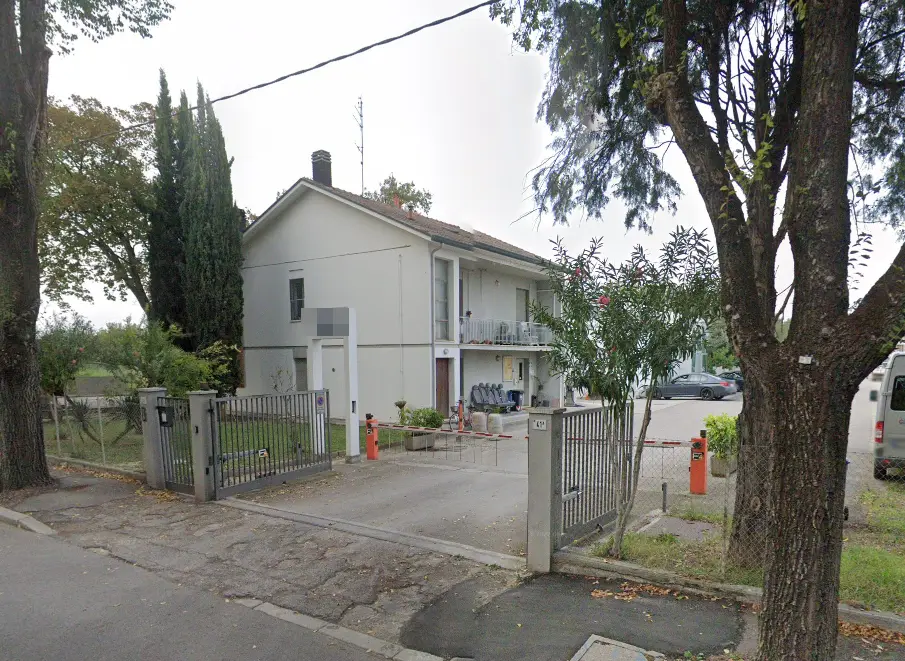 Fabbricati Costruiti Per Esigenze Commerciali · Forlì