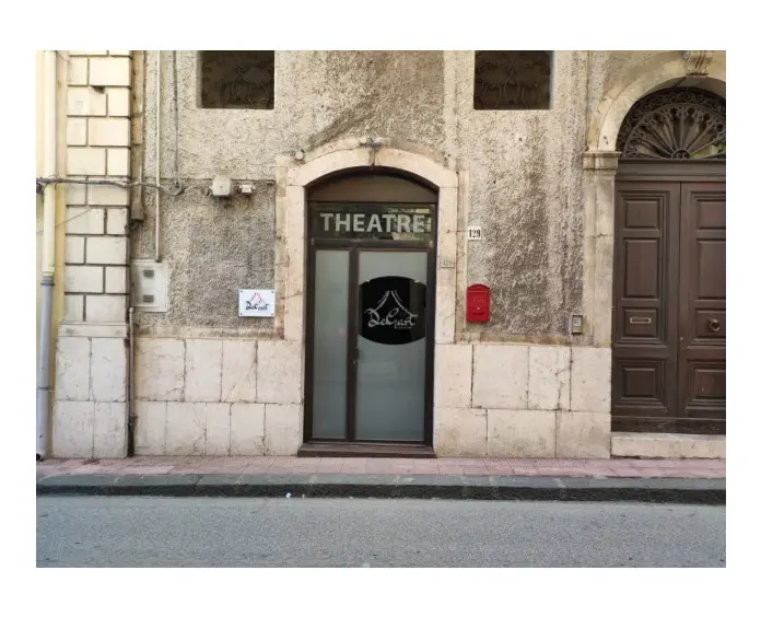 Negozi, Botteghe · Giardini-Naxos