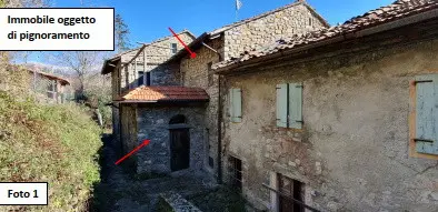 Edifici A Destinazione Particolare · Bagnone