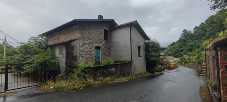 Abitazione Di Tipo Popolare · Mulazzo