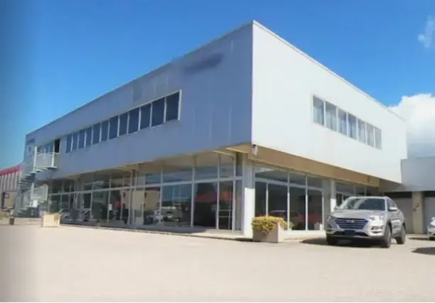 Fabbricati Costruiti Per Esigenze Commerciali · Magione