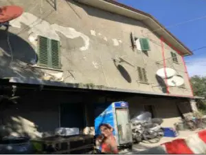 Abitazione Di Tipo Popolare · Carrara