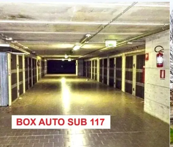 Posto Auto · Jesi