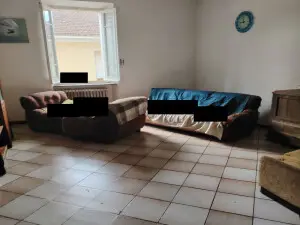 Abitazione Di Tipo Civile · Pontremoli