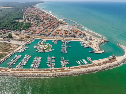Fabbricati Costruiti Per Esigenze Commerciali · Pisa