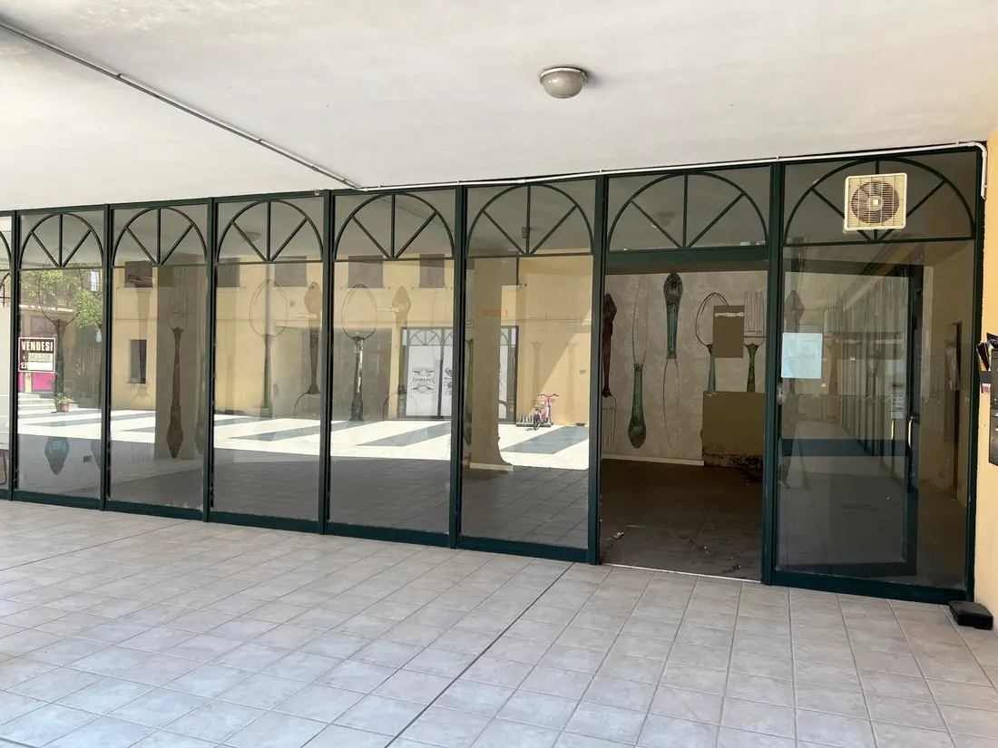 Negozio · Manerbio
