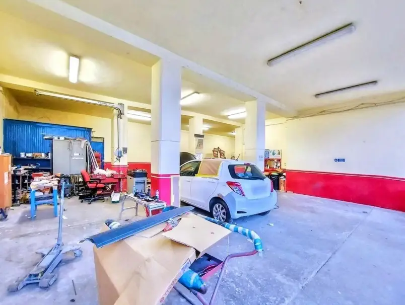 Magazzini E Locali Di Deposito · Rivalta Bormida