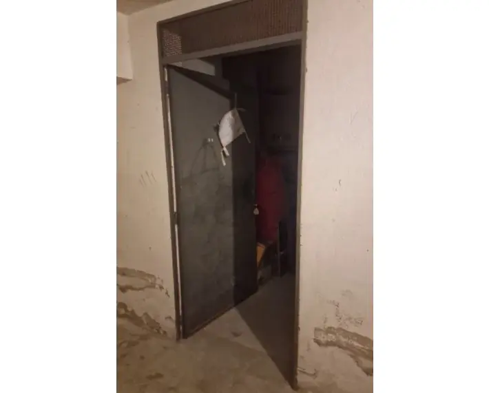 Magazzini E Locali Di Deposito · Messina