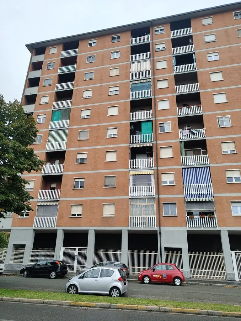 Abitazione Di Tipo Economico · Torino