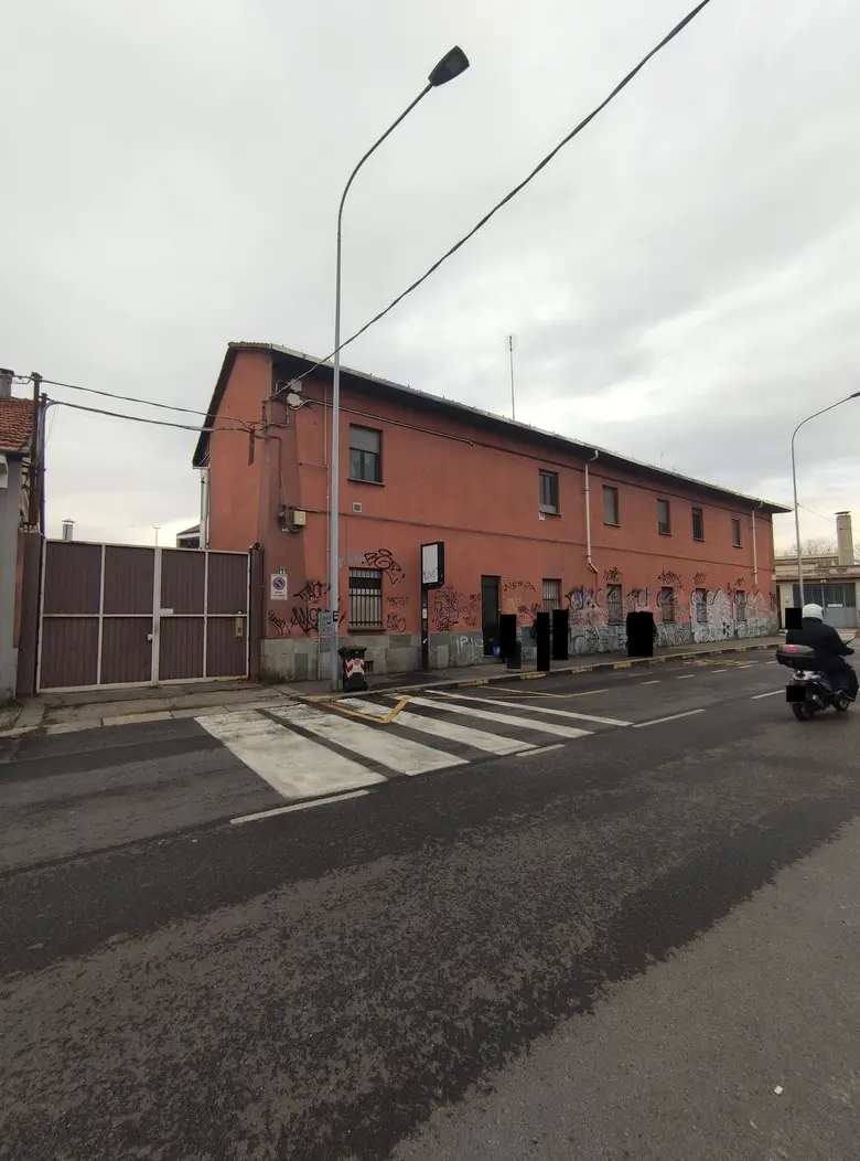Fabbricati Costruiti Per Esigenze Industriali · Torino