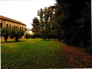 Magazzini E Locali Di Deposito · Vescovana