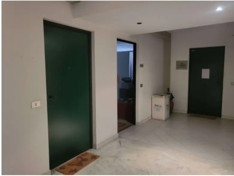 Fabbricati Costruiti Per Esigenze Commerciali · Viareggio