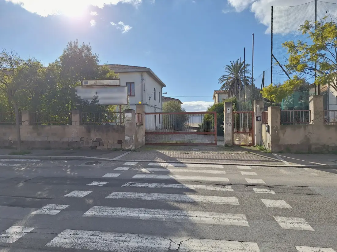 Convento, Convitto O Istituto Similare · Carbonia