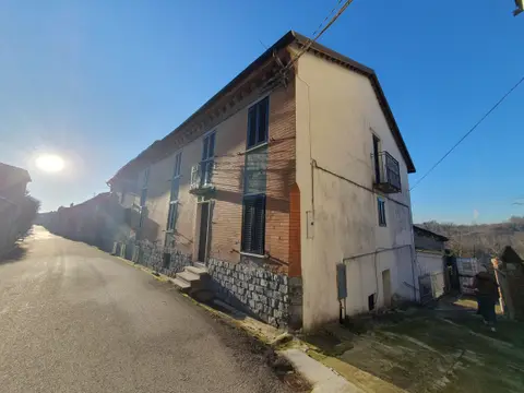 Abitazione Di Tipo Economico all'asta a Altavilla Monferrato (AL)