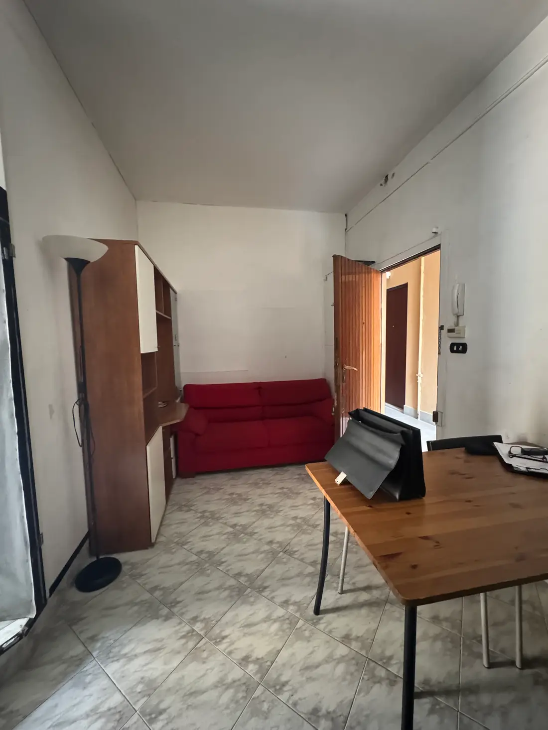 Abitazione Di Tipo Popolare · Milano