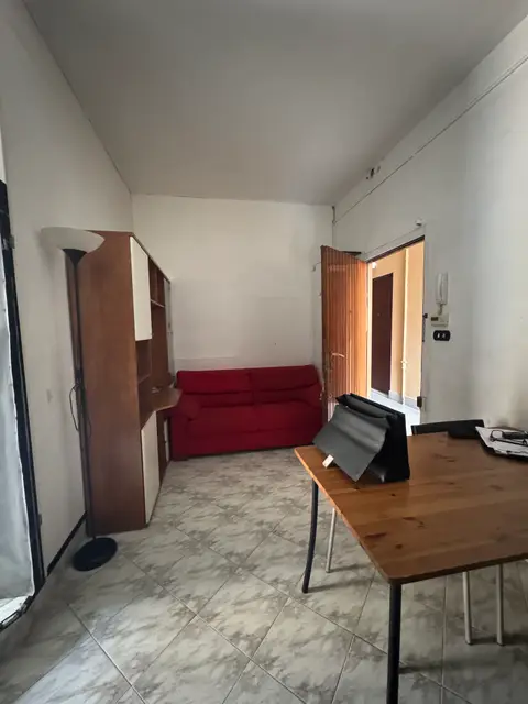 Abitazione Di Tipo Popolare all'asta a Milano (MI)