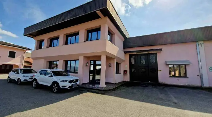 Fabbricati Costruiti Per Esigenze Industriali · Viadana