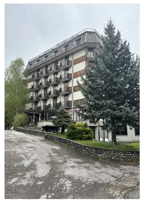 Alberghi E Pensioni all'asta a Barzio (LC)