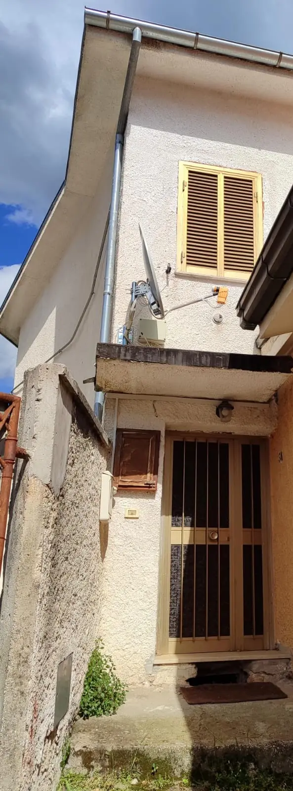 Abitazione Di Tipo Popolare · Pescosolido