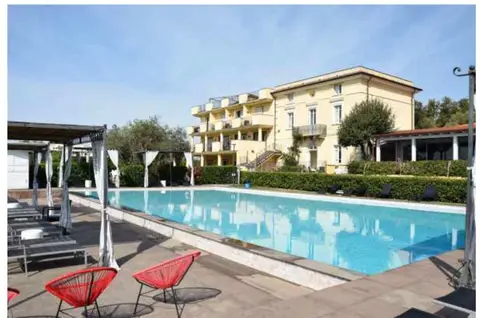 Albergo E Pensione all'asta a Fosdinovo (MS)