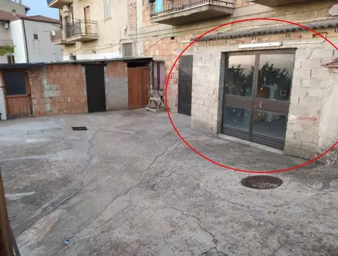 Magazzini E Locali Di Deposito all'asta a Bisignano (CS)