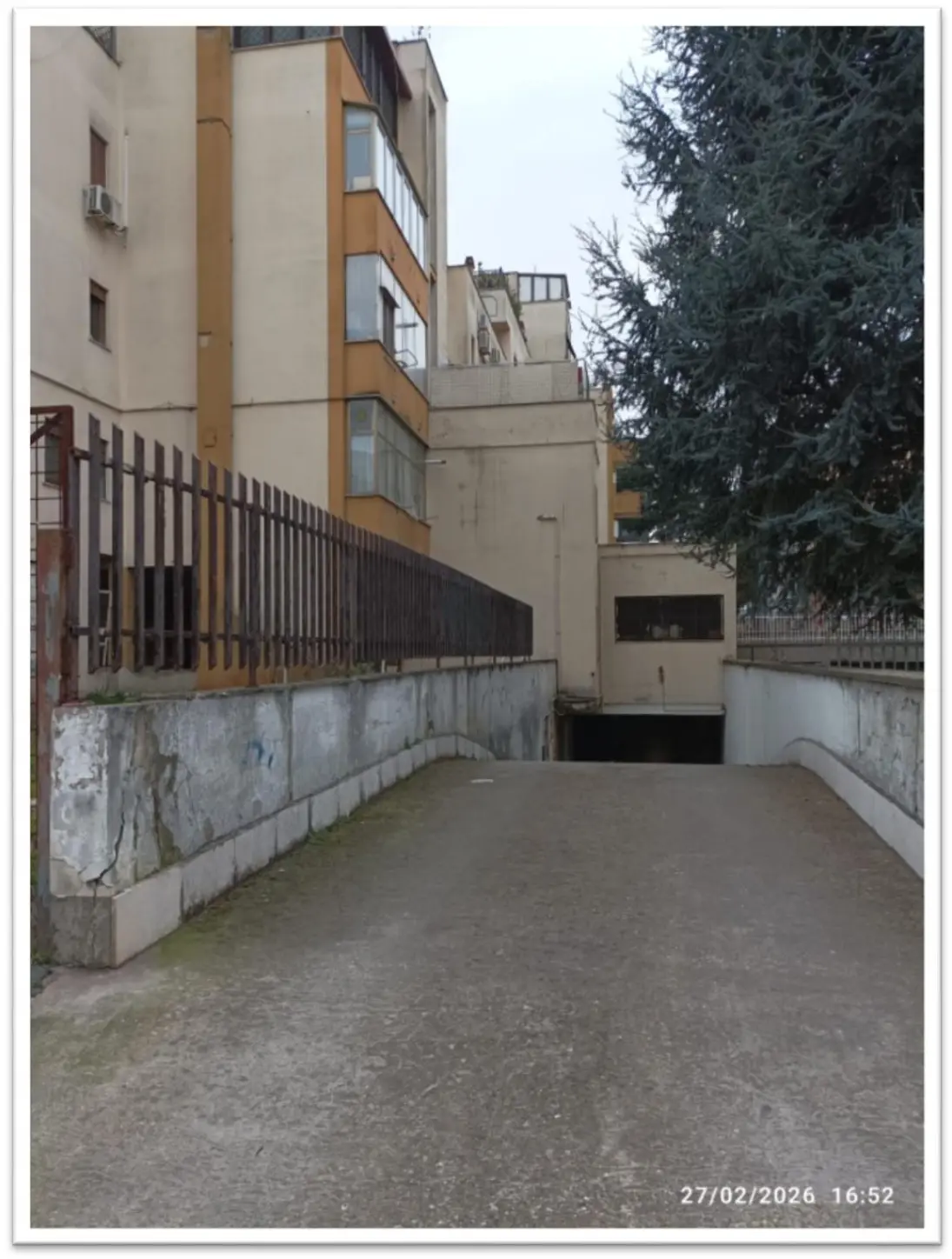 Garage O Autorimessa · Pomezia