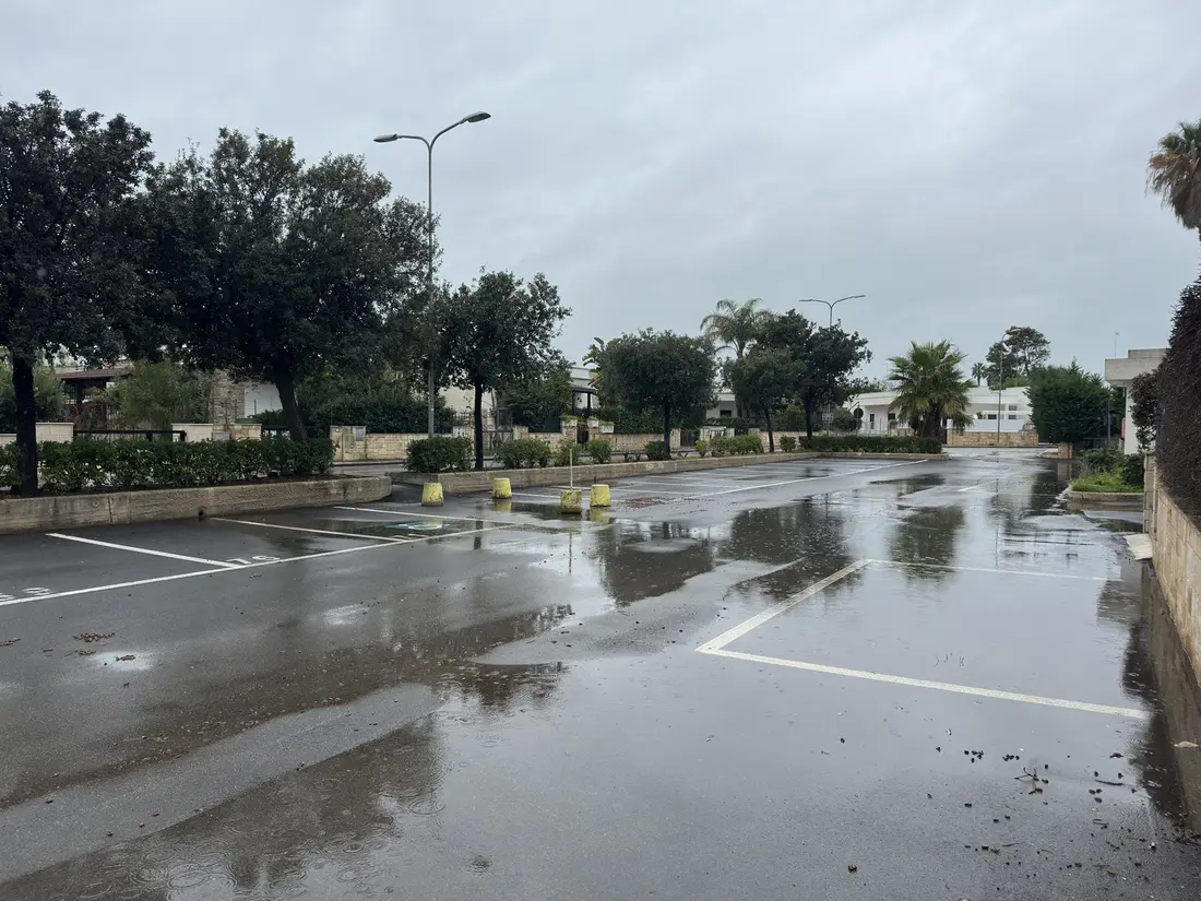 Posto Auto · Carovigno