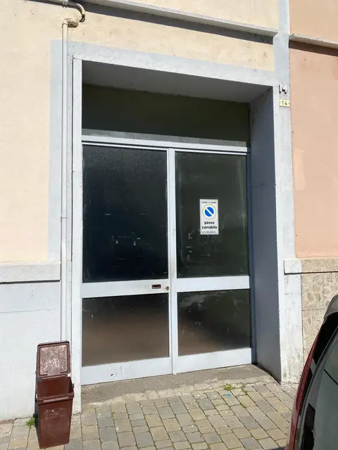 Magazzini E Locali Di Deposito all'asta a Novara (NO)