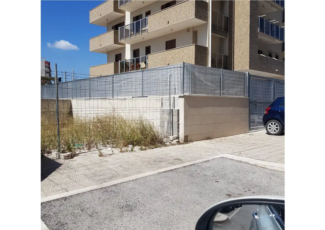 Posto Auto · Molfetta
