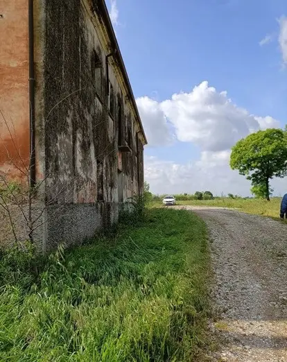 Deposito all'asta a Curtatone (MN)