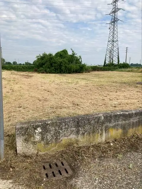 Terreno all'asta a Curtatone (MN)