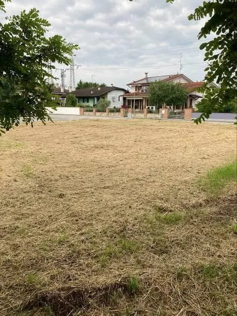 Terreno all'asta a Curtatone (MN)
