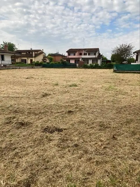 Terreno · Curtatone